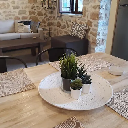 Aspasia House Oítilon Buitenkant foto
